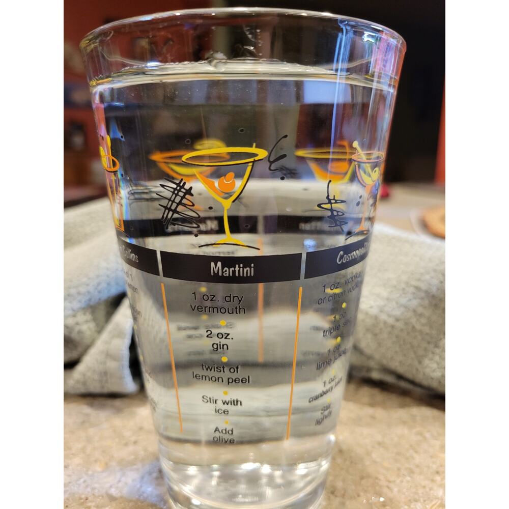 Greenbrier 50's Cocktail Shaker Glasses Set of 2 Vintage with 7 cocktail recipes